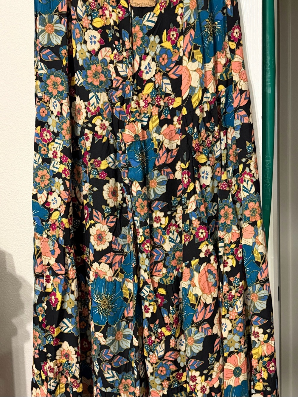 Natural Life brand flowy wide leg tiered pants. Black/flowers nwt medium